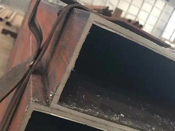 无缝直角方管